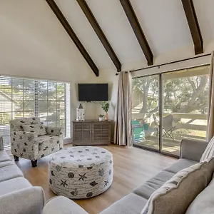 Bright Miramar - Walk To Beach! Apartment